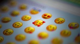 Emojis One UI 6