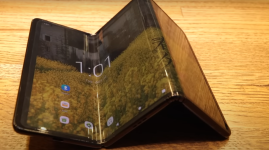 TCL CSOT Shines at SID 2024 with World's First Tri-Foldable Smartphone Boasting a 7.85-Inch Screen